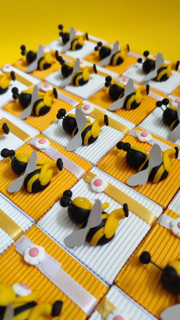 Boîtes à dragées abeilles